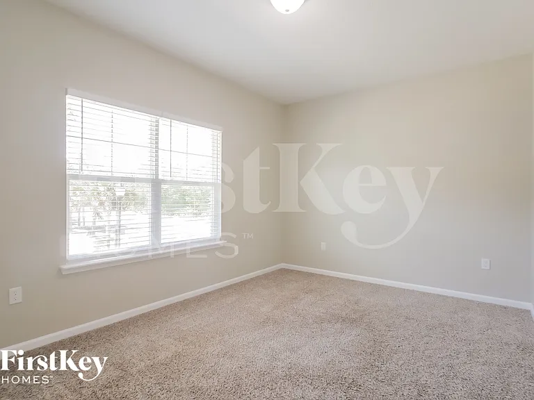 28 Moultrie Creek Cir — Photo 9