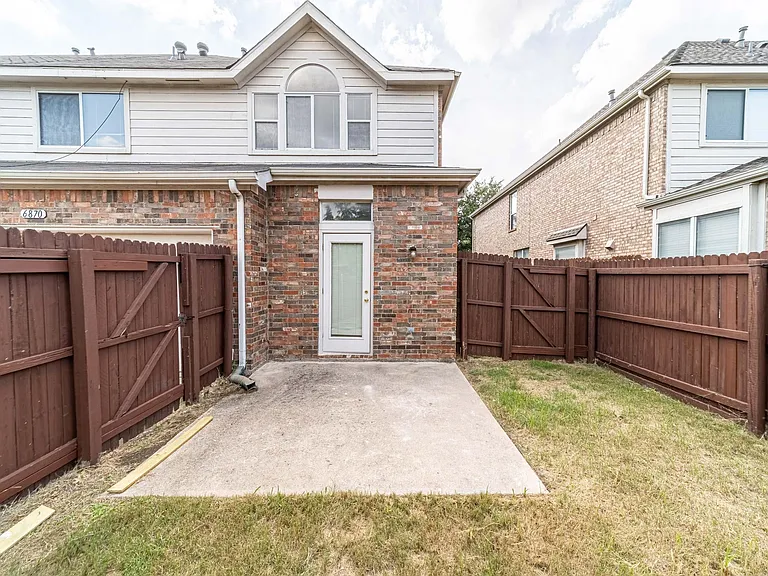 6870 Winston Dr — Photo 40