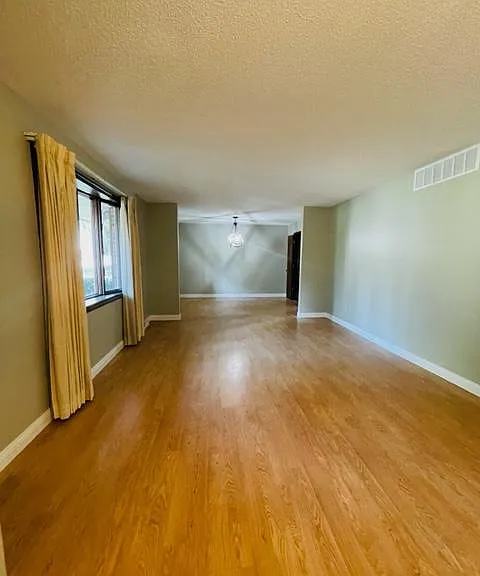 820 Southern Air Dr — Photo 8