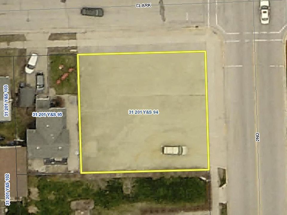 2nd image of 202 Clark St
