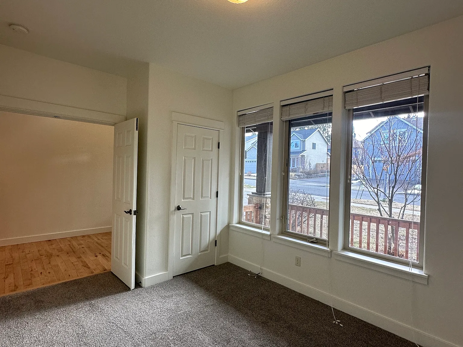 4 bed, 2.5 bath, 3000 sqft, $3,095 — Photo 4