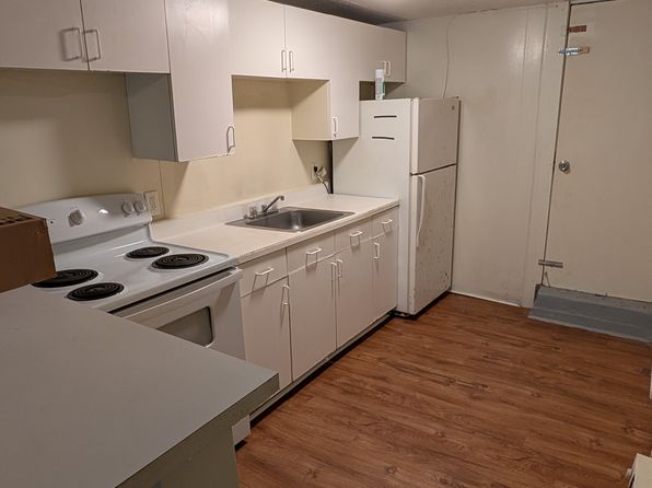 305 S Front St #1