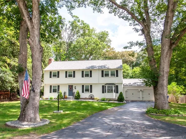 79 Linden Lane, Southbury, CT 06488