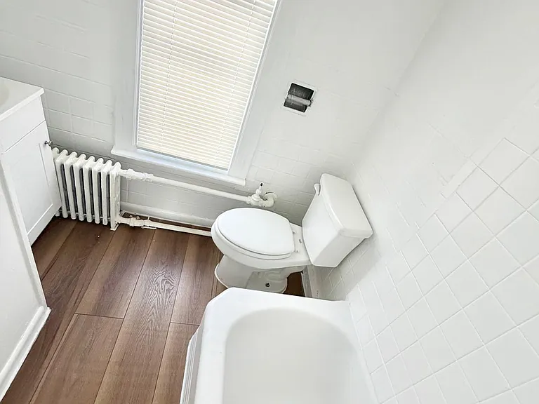 383 Winthrop Ave #2 — Photo 4
