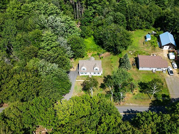 3rd image of 138 Long Swamp Road