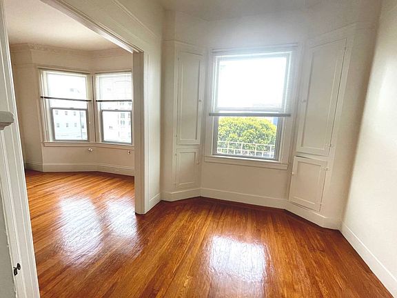 3rd image of 101 Cervantes Blvd APT 207