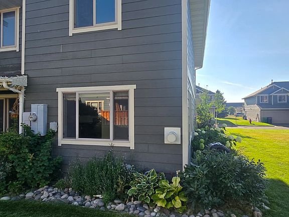 4th image of 4068 Broadwater Ct