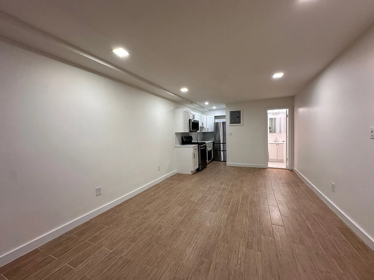 90-36 53rd Avenue — Photo 3