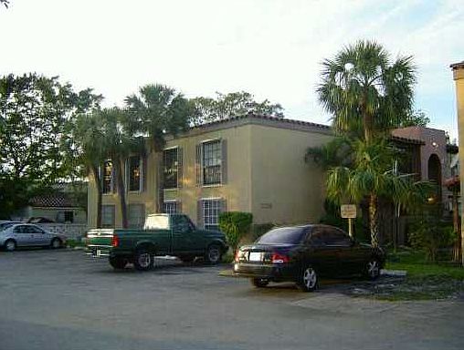 2nd image of 7208 Fairway Dr APT I13