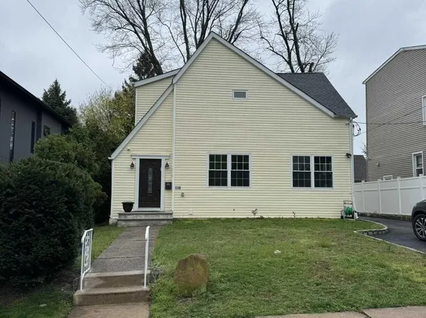 118 Sunset Ln, Tenafly, NJ 07670