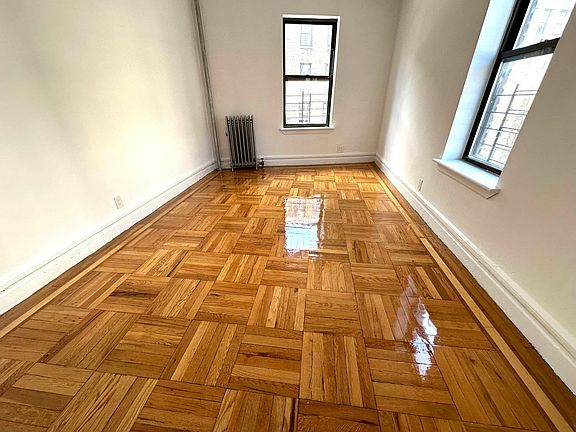 3rd image of 147 W 230th St APT 6H