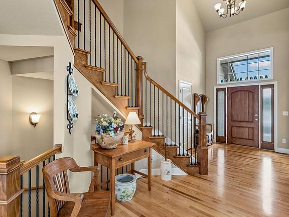 5th image of 7108 Housmer Park Dr