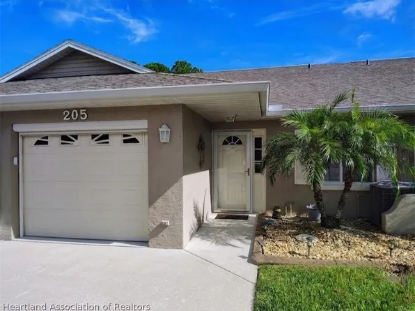 205 Country Club Dr, Lake Placid, FL 33852