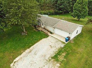 3335 W Loon Lake Rd, Angola, IN 46703