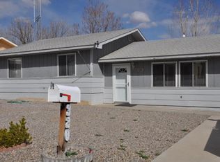 320 Arnold Dr, Aztec, NM 87410