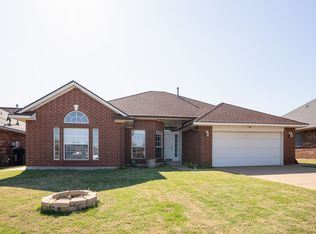 813 Regiment Way, Yukon, OK 73099