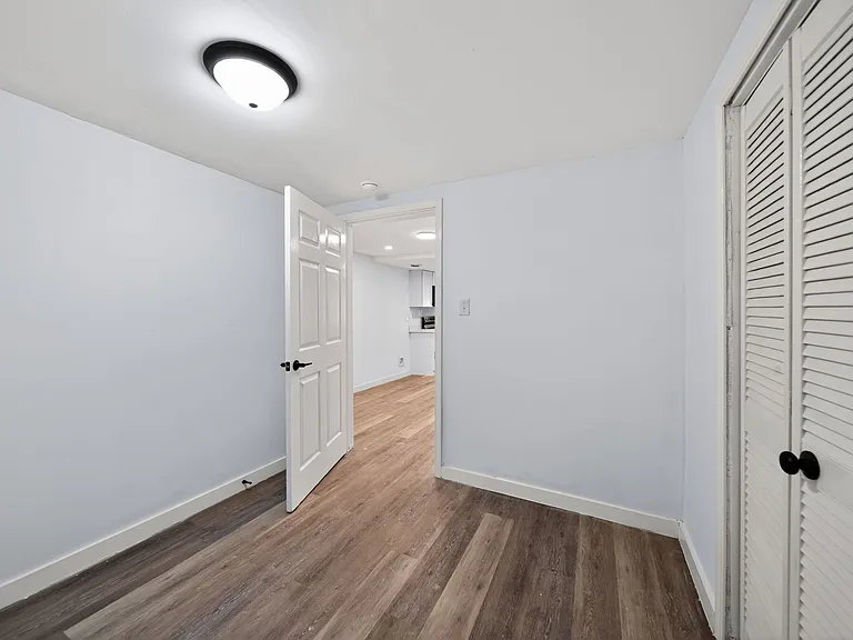 4205 Carroll Ave — Photo 23