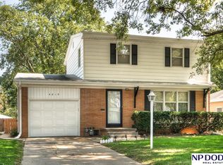 4819 S 50th St, Omaha, NE 68117