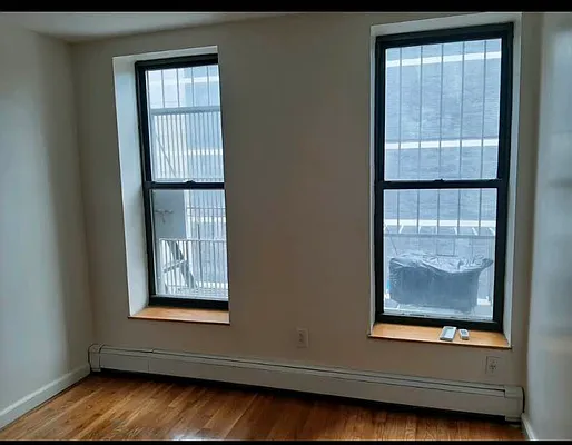 Rented by Danielle Stoller, LREB | media 3