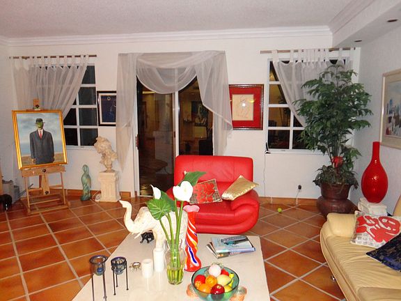 3rd image of 3500 Island Blvd APT 403