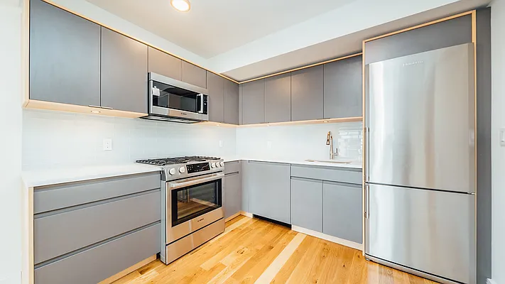 Rented by Nooklyn NYC LLC | media 40