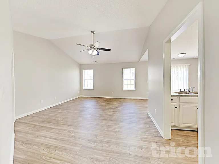7820 Euler Way — Photo 2