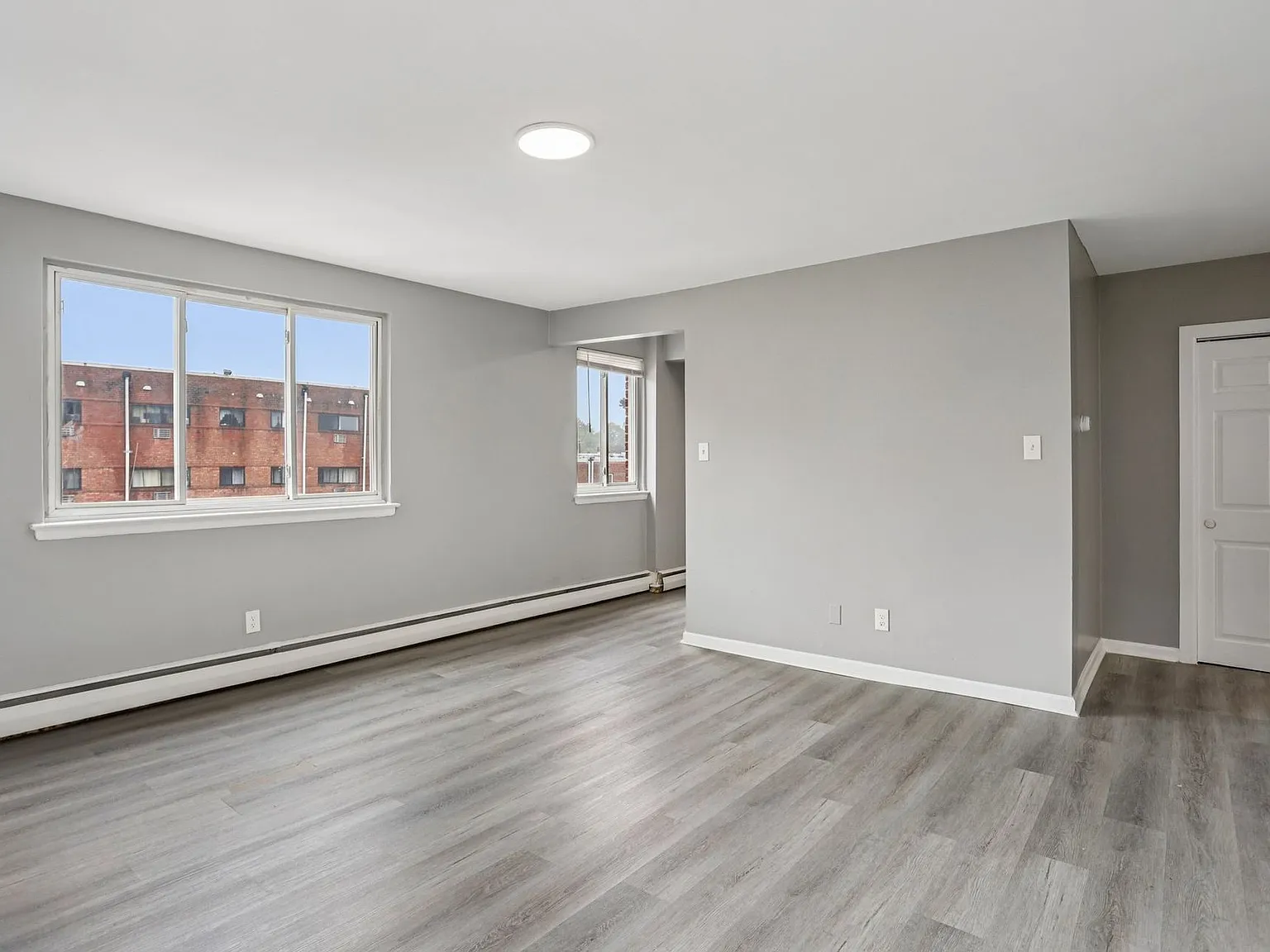 Mandela Apartments — Photo 4