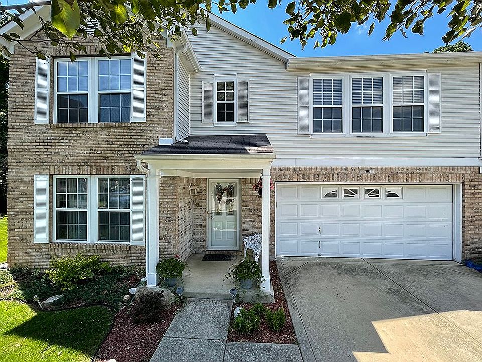 1st image of 700 Thornwood Ln