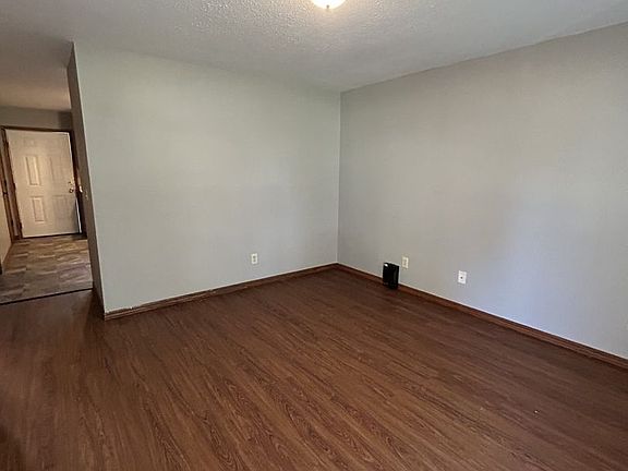3rd image of 403 E Adams St APT A