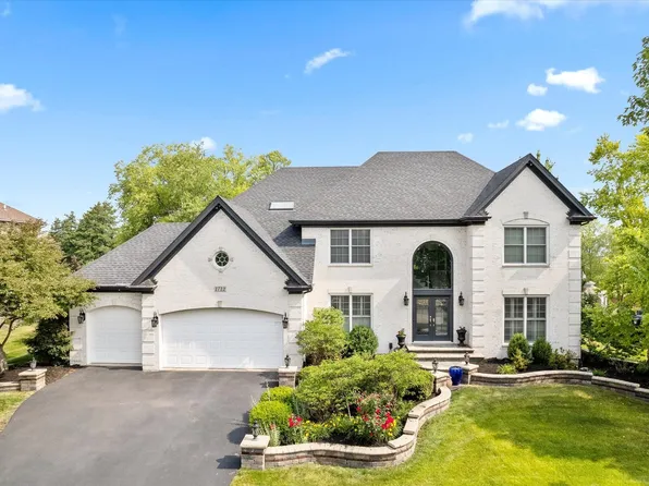 1712 Baybrook Ln, Naperville, IL 60564