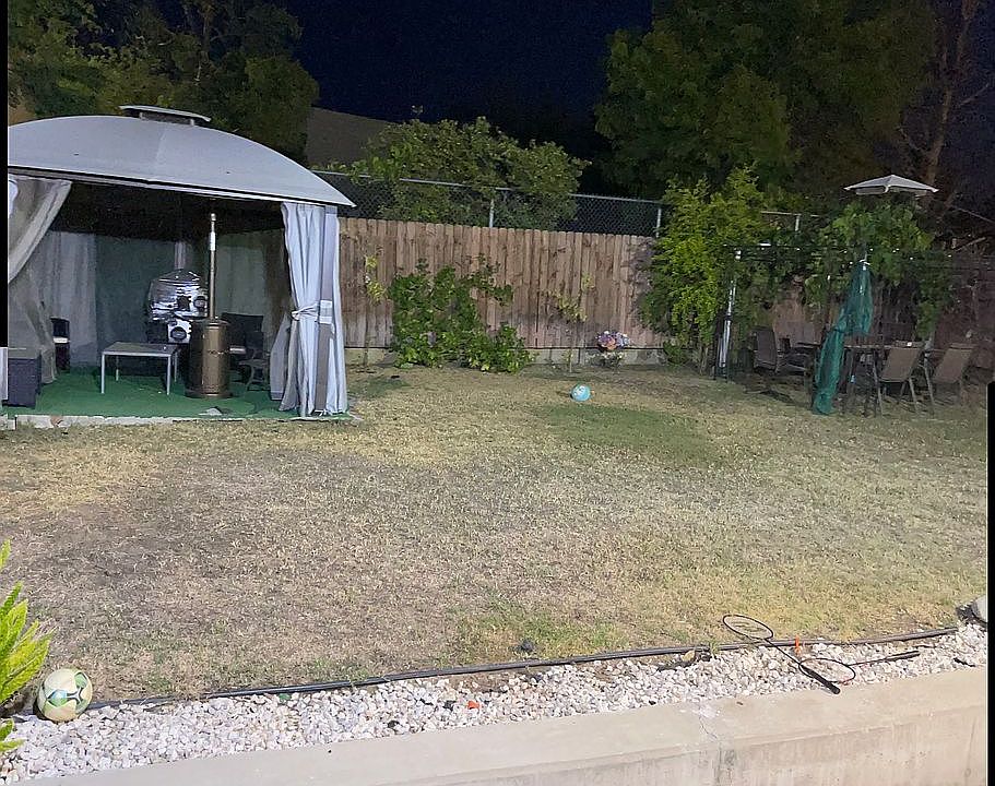 1st image of 10944 Whitegate Ave