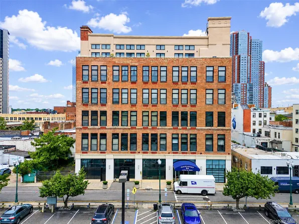 25 Leroy Place #511, New Rochelle, NY 10805