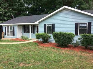 222 Brooks Ln, Winder, GA 30680