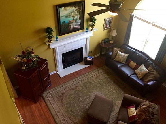 3rd image of 604 Whitesburg Dr
