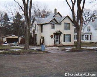 2nd image of 325 E 2nd St