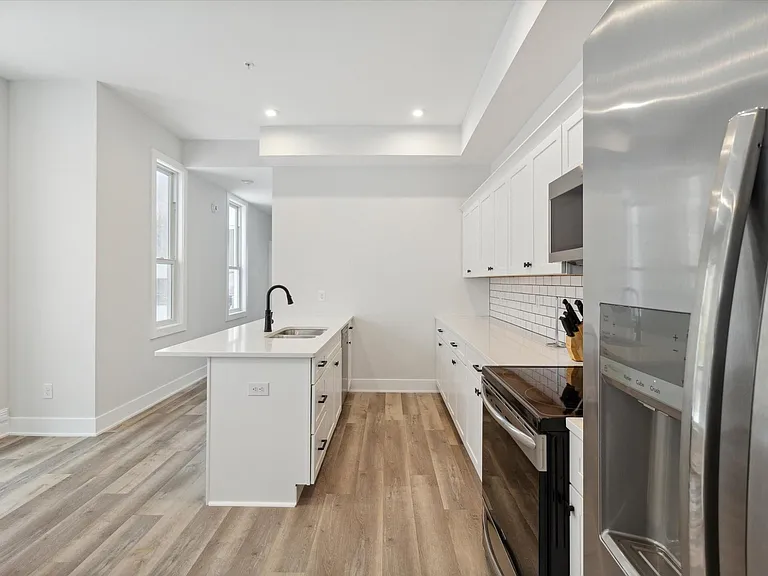 1164 Terrace St #1 — Photo 12