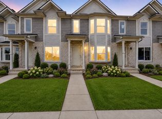 35316 Brittany Dr #118, New Baltimore, MI 48047