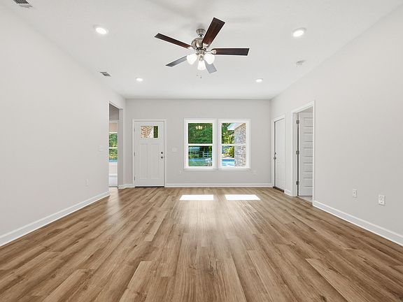 5th image of 6114 Sonny Ln