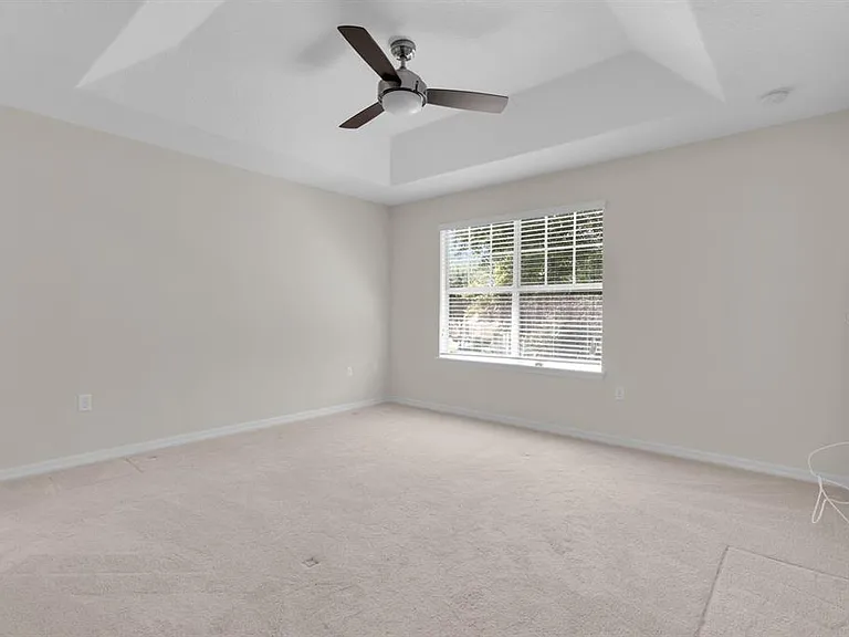 1041 Laurel Ridge Ln — Photo 11