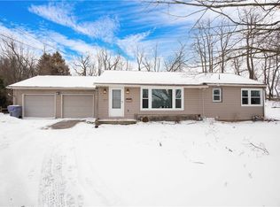 477 New Castle St, Slippery Rock, PA 16057