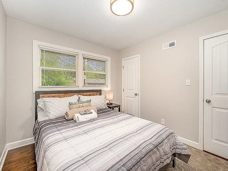 1516 Seigle Ave #2 — Photo 7