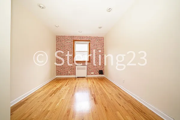 Rented by Sterling Realty Solution Inc | media 6