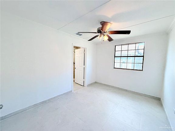 4th image of 6707 S Rivera St