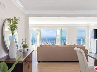 2407 Bayview Dr, Manhattan Beach, CA 90266