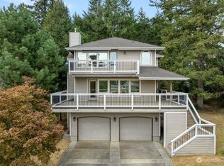 1205 Pilchuck Pl, Fox Island, WA 98333
