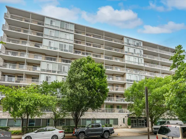 730 24th St NW APT 900, Washington, DC 20037
