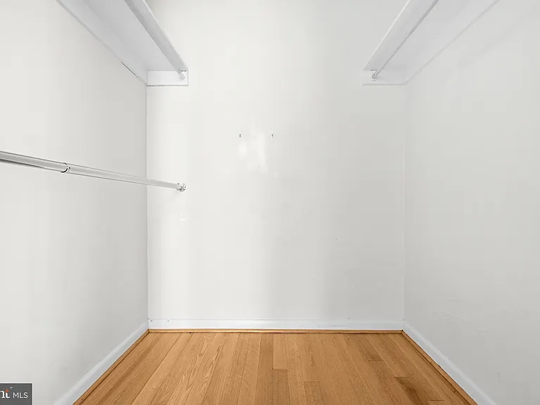 1800 R St NW #604 — Photo 14