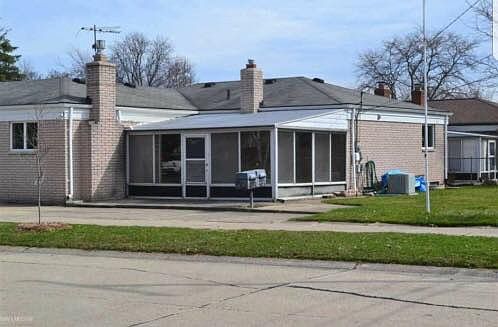 5th image of 2655 Clayton Dr