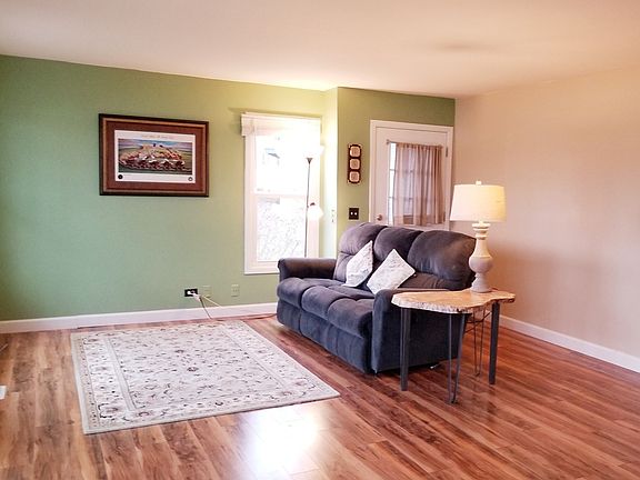 4th image of 1800 Vermont Dr #315