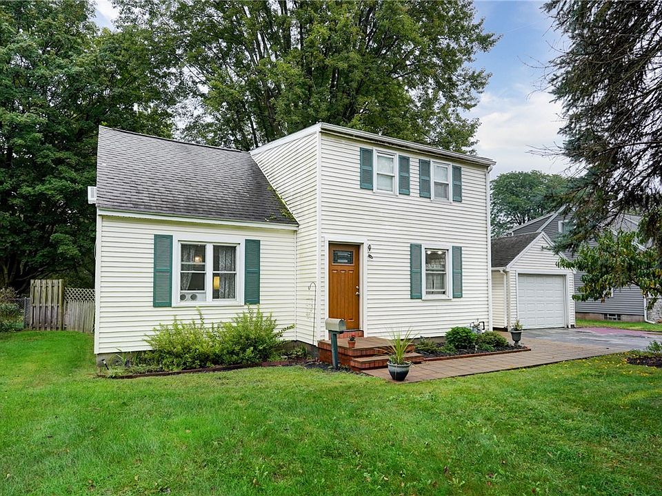 1st image of 27 Jensen Dr